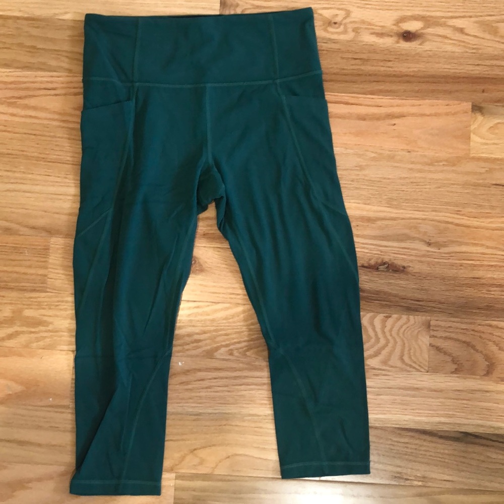Athleta 3/4 leggings